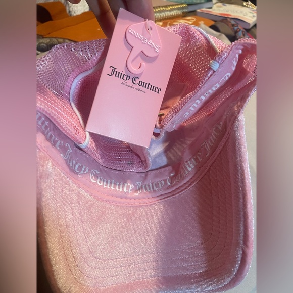 Juicy Couture Sparkling Pink Hat - Picture 4 of 4